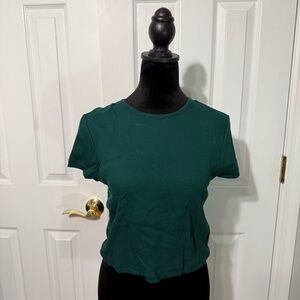 H&M Cropped green shirt